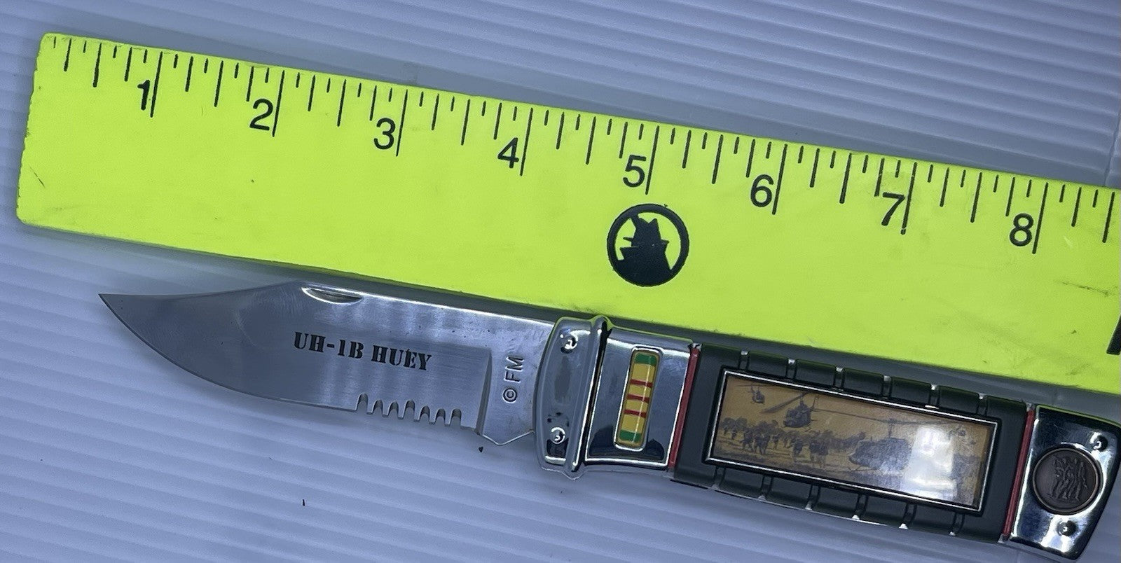UH-1B Huey Vietnam War Commemorative Folding Knife Medal Handle w/ Pouch