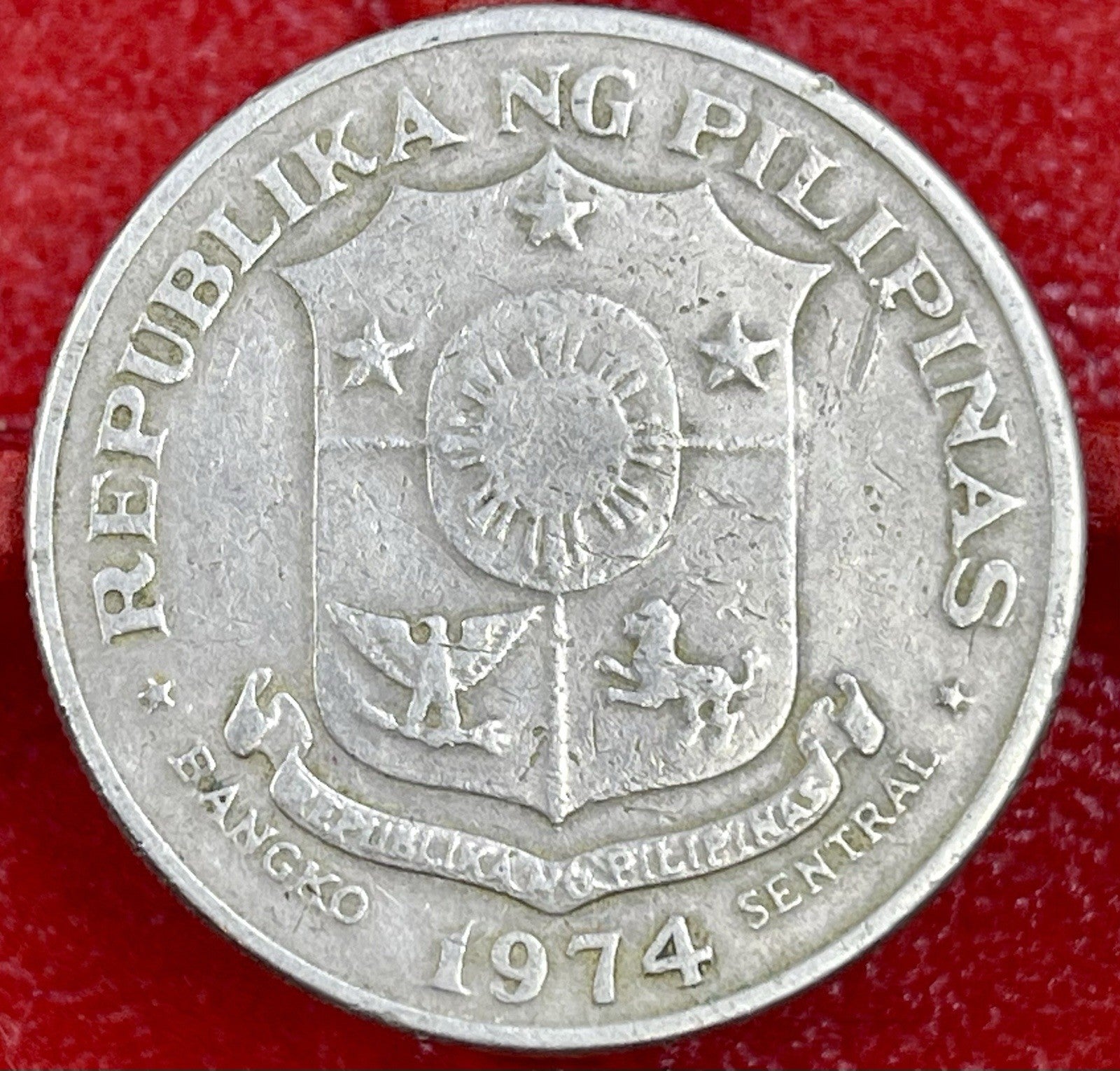 Philippines 1974 Nickel-Brass 25 Sentimos coin featuring Juan Luna