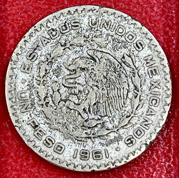 1961 Mexico Un Peso .100 Silver Coin 10% Silver