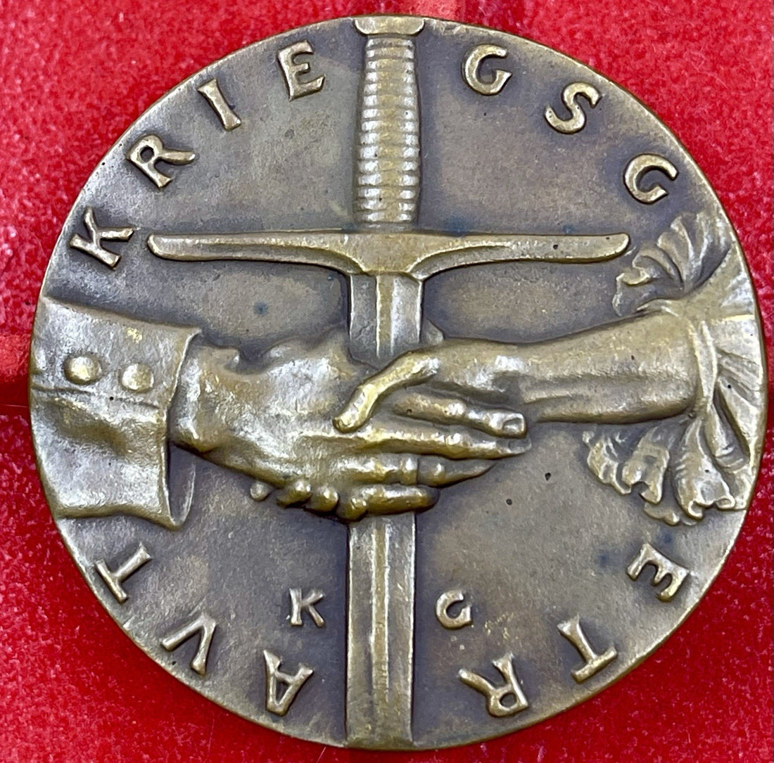Karl Goetz Medal – Kienast 152: “Married In War ” (1920) Satirical Medal