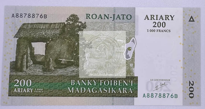 2004 Madagascar 200 Ariary P-87 UNC Banknote - Cool Coins & Notes