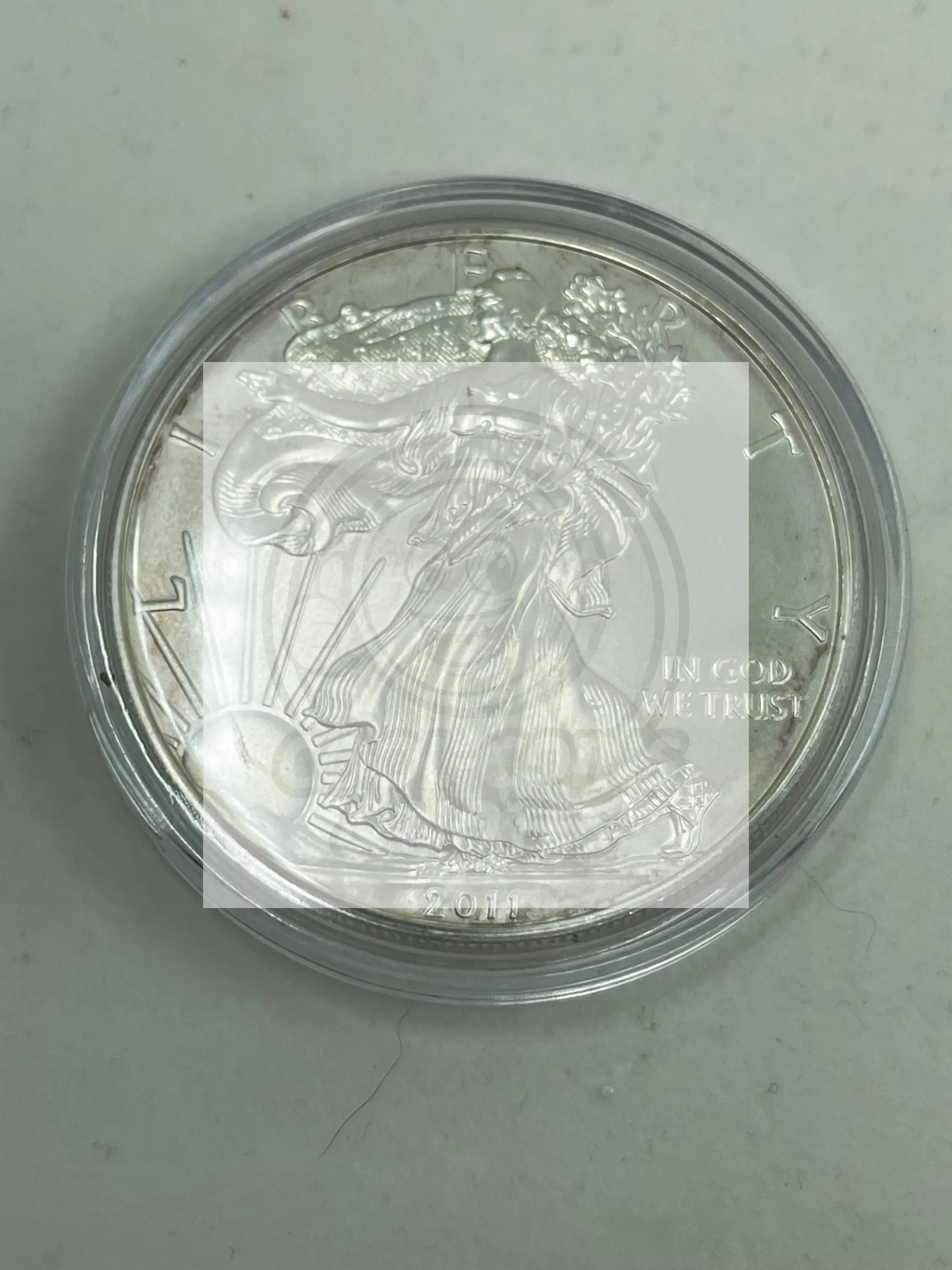 2011 1 OZ American Silver Eagle in Capsuke UNC Free Shipping - Cool Coins & Notes