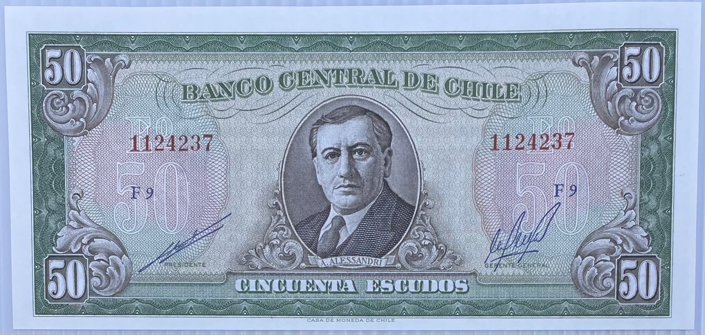 1962 Chili 50 Escudos P-109 UNC World Banknote