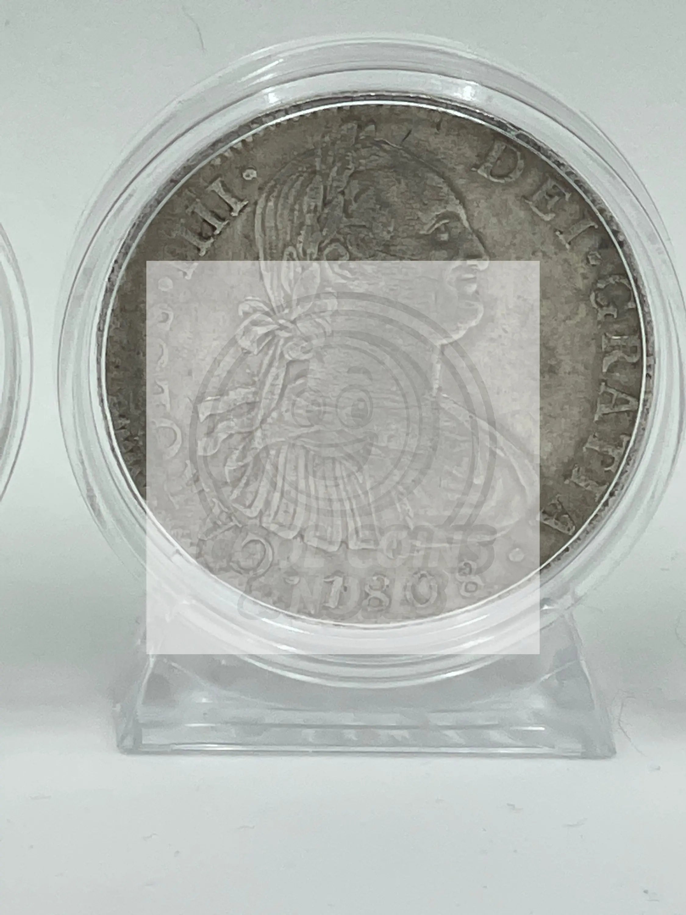 3 Coin Capsuls With Stand - Cool Coins & Notes