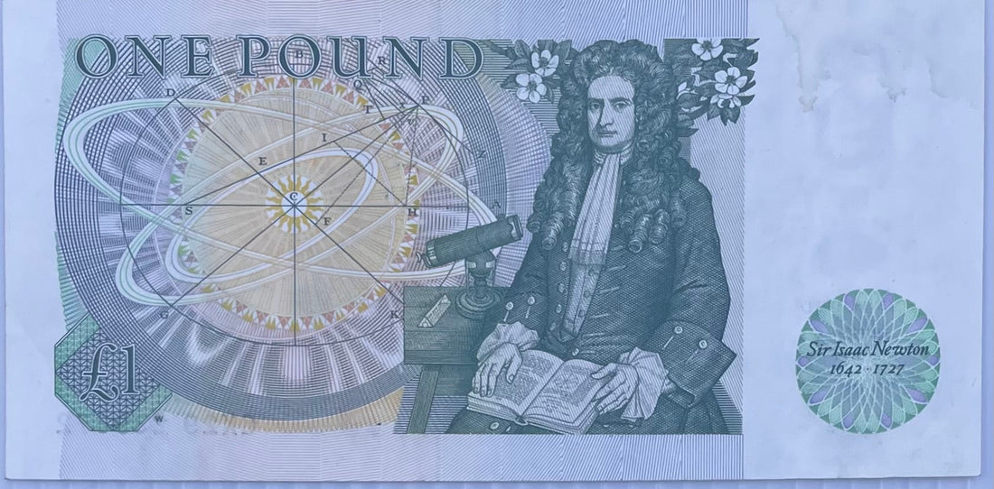 1982 England 1 Pound Banknote featuring Queen Elizabeth II and Isaac Newton in uncirculated condition