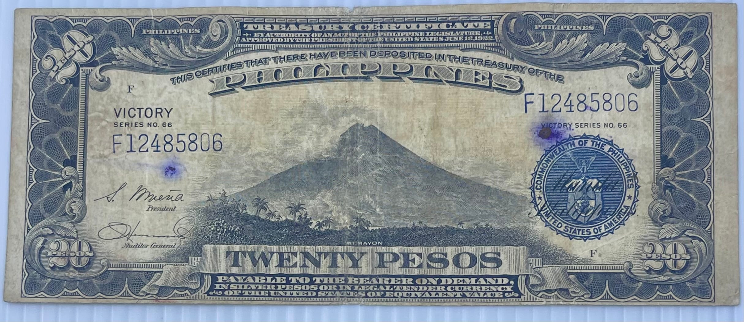 Philippines 20 Pesos 1944 WWII Victory banknote P-98a used with Commonwealth seal and President Quezon's signature