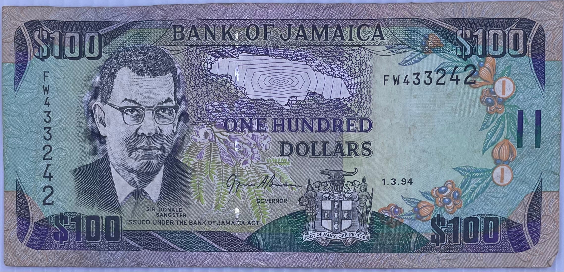 1994 Jamaica $100 Dollars P-95 Circulated World Banknote