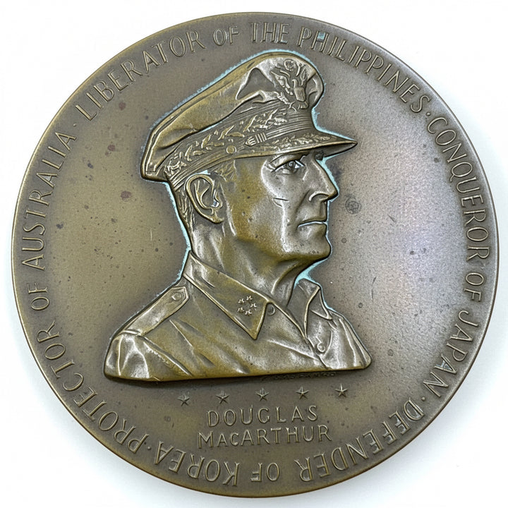"'1962" WWII General Douglas MacArthur Congressional Gold US Mint Medal Bronze
