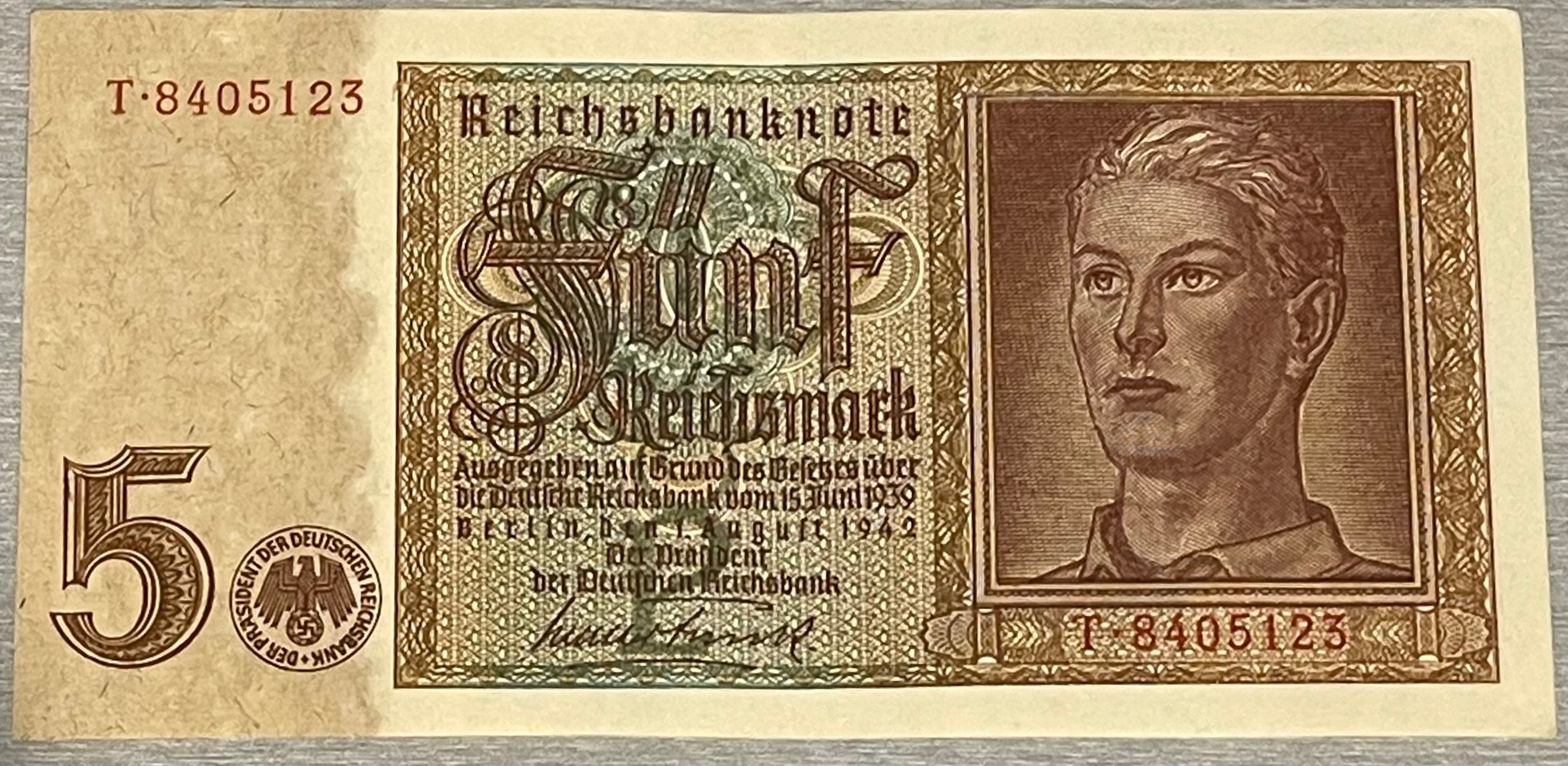 Germany 1942 5 Mark P-186 WW2 used German banknote with historical WWII design