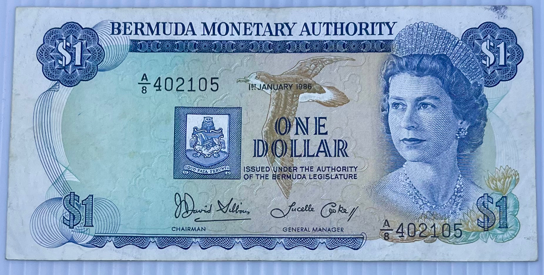 Bermuda 1988 1 Dollar QEII, P-28 Used Banknote Cool Coins & Notes