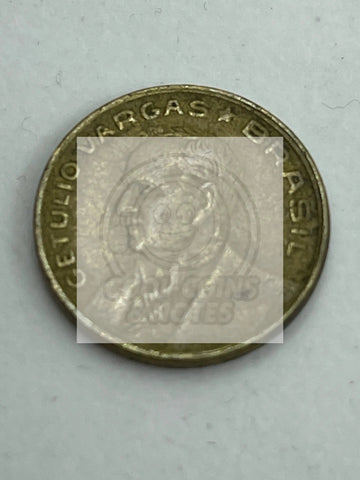 Brazil 1946 50 Centavos silver coin featuring Getulio Vargas and Brazilian coat of arms