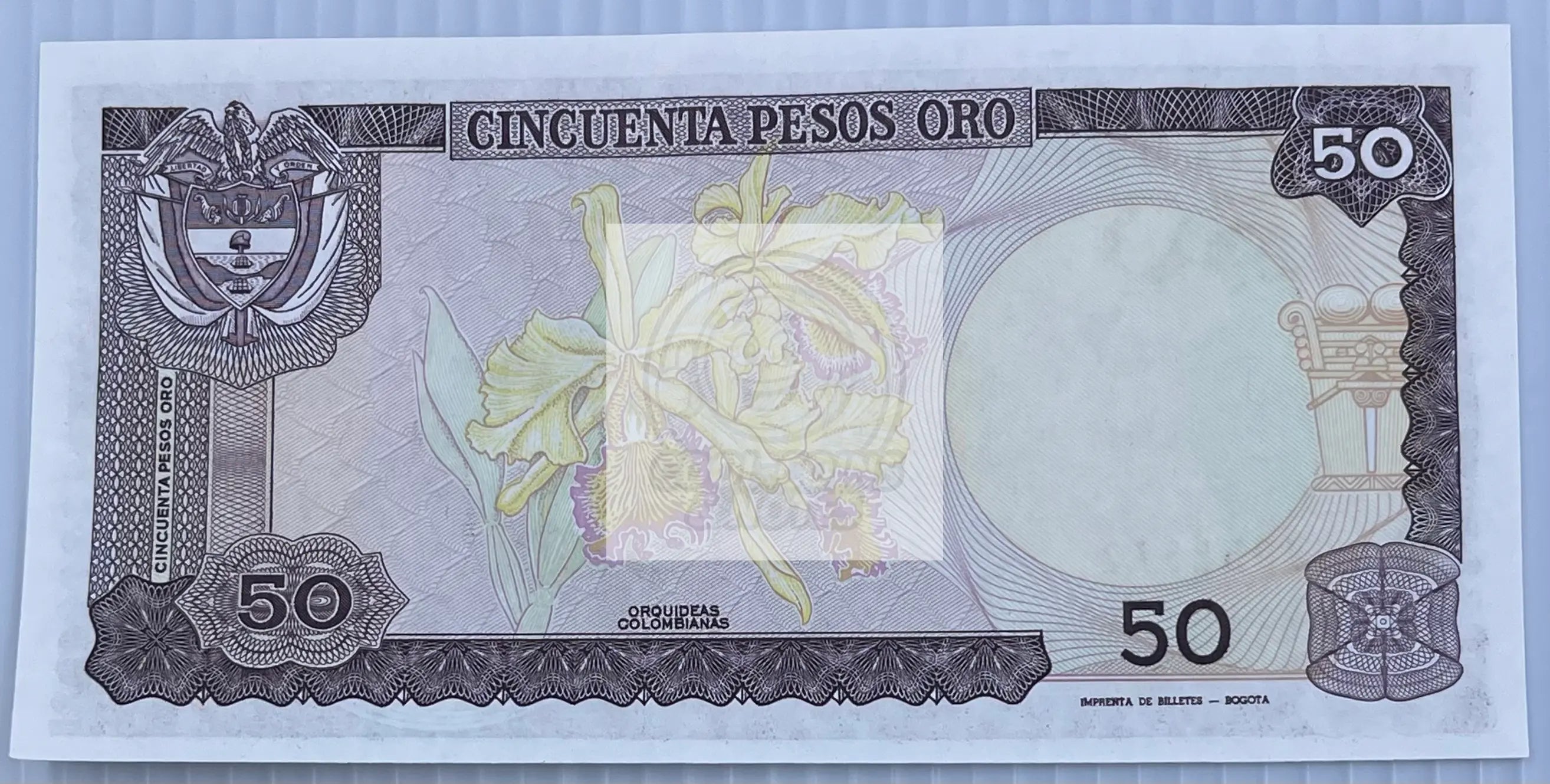 COLOMBIA 50 PESOS ORO 1986 P 425 UNC - Cool Coins & Notes