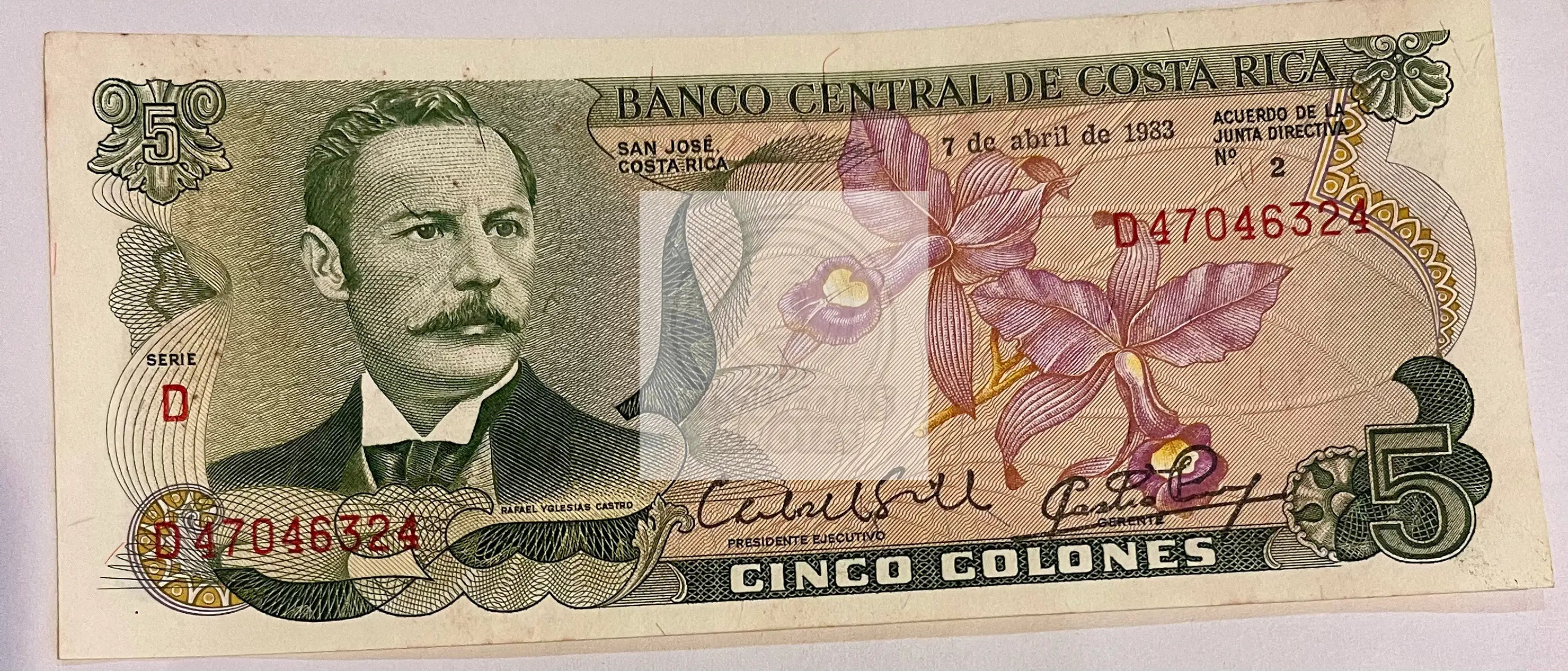 Costa Rica 1983 5 Colones P-236d banknote showcasing cultural and historical designs