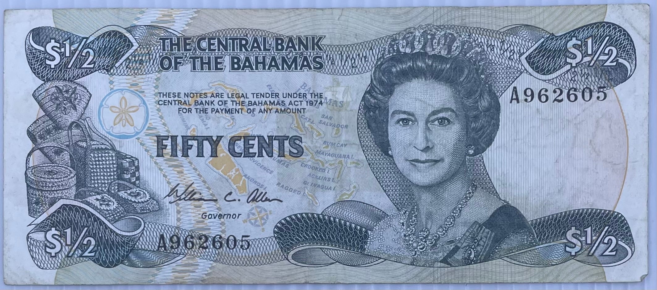 Bahamas - 1/2 Dollar 50 Cents 1974 ( 1984 ) P. 42, Used WorldBanknote
