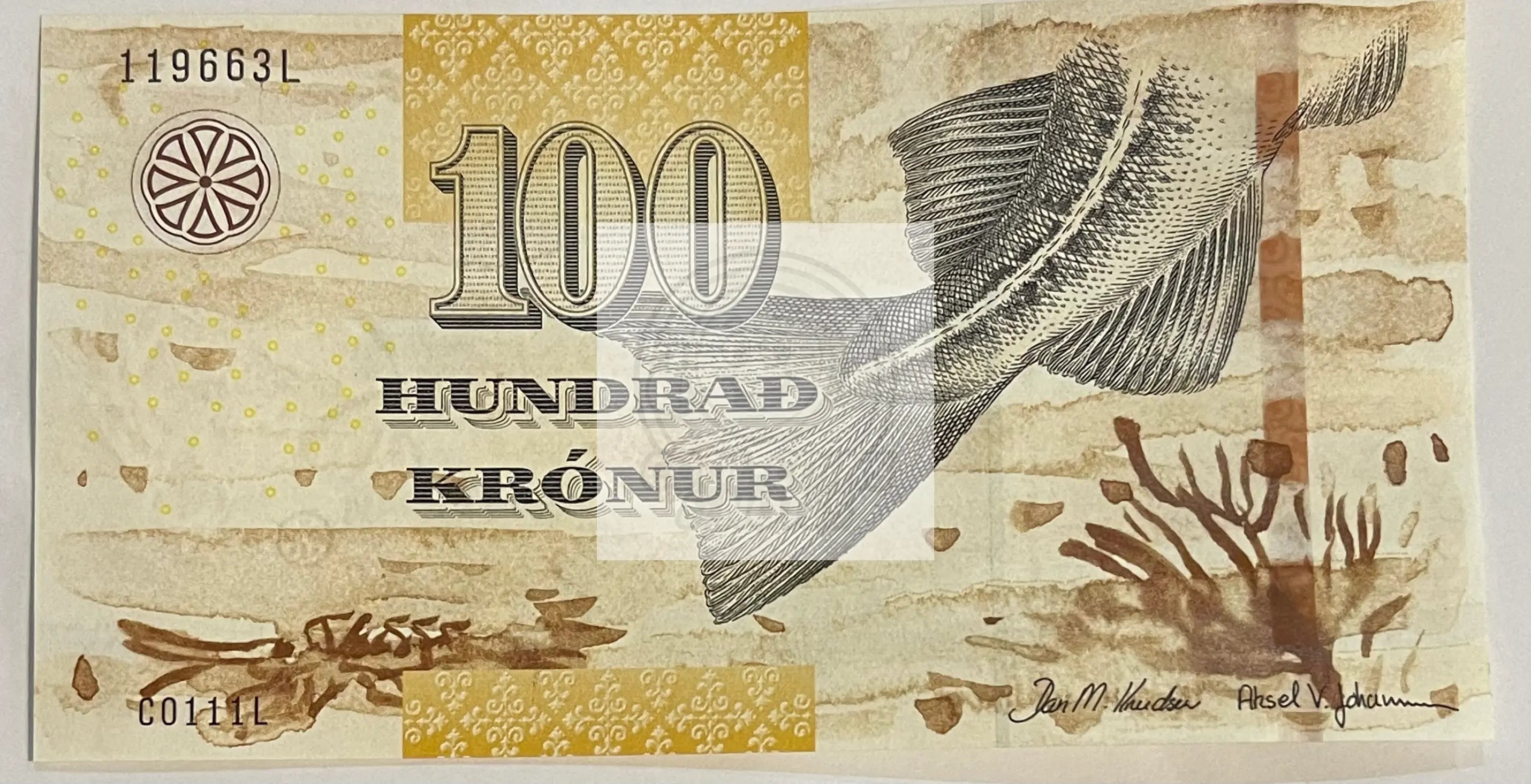 Faeroe Islands 2011 100 Kronur, P-30, UNC World Banknote Currency - Cool Coins & Notes