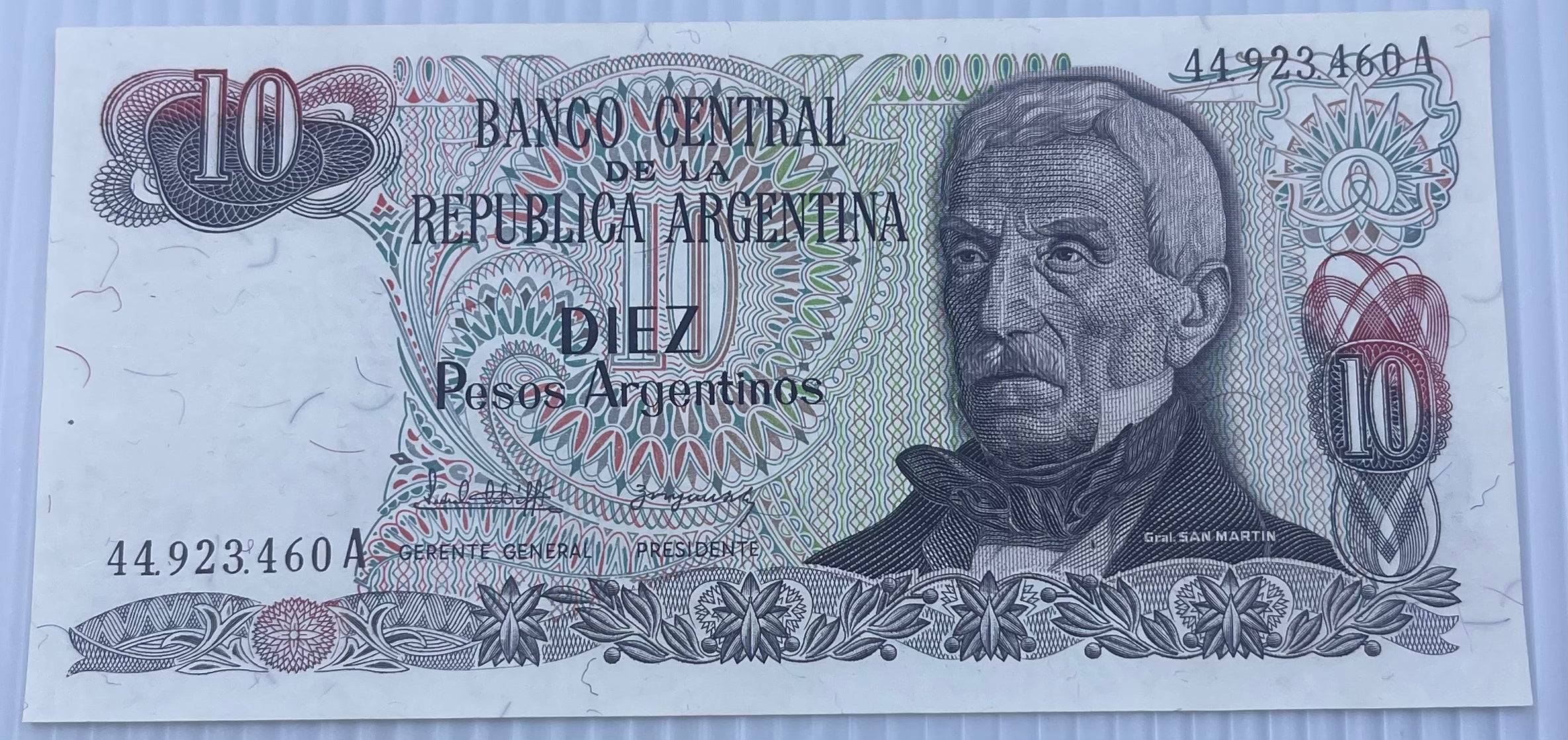 Argentina 1983-84 10 Pesos P-313 UNC Banknote