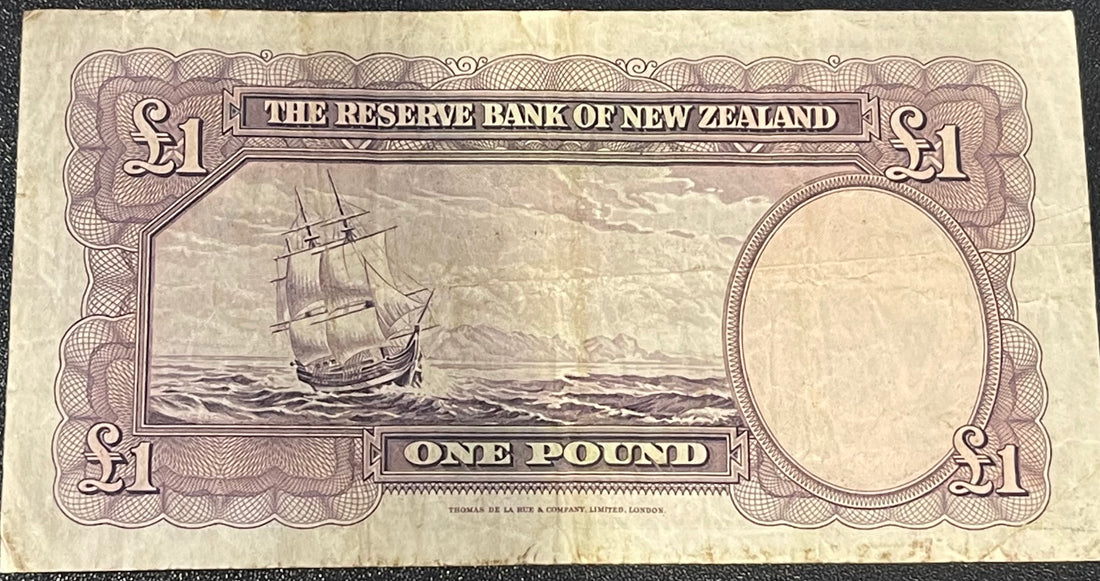 New Zealand 1953-1956 1 Pound P-159 Used World Banknote