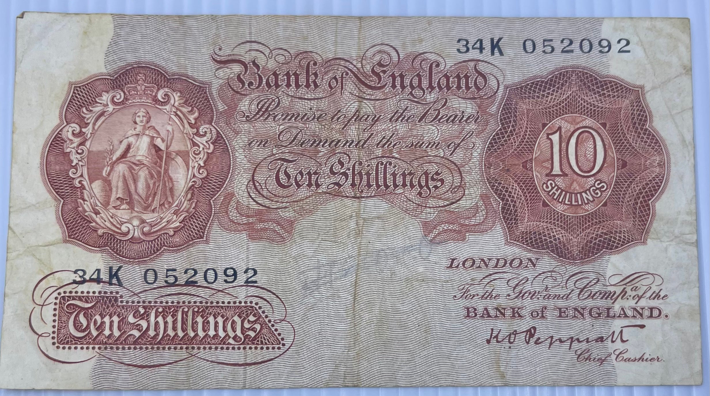 England 1948-1949 10 Shillings P-368 Used World Banknote