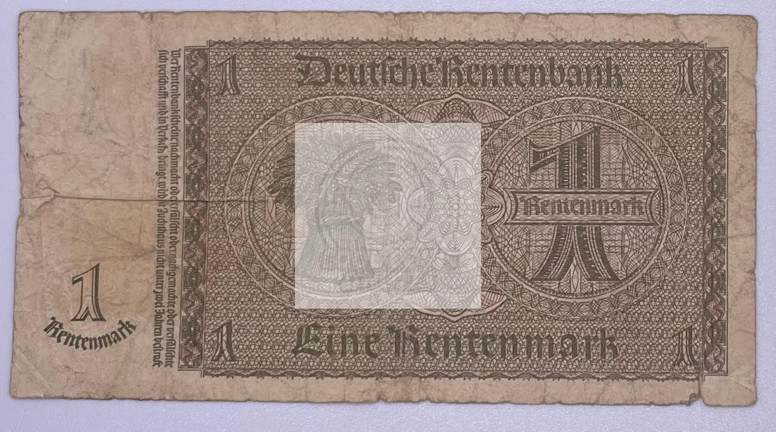 Germany 1937 1 Mark P-173b WWII era used banknote with historical German design