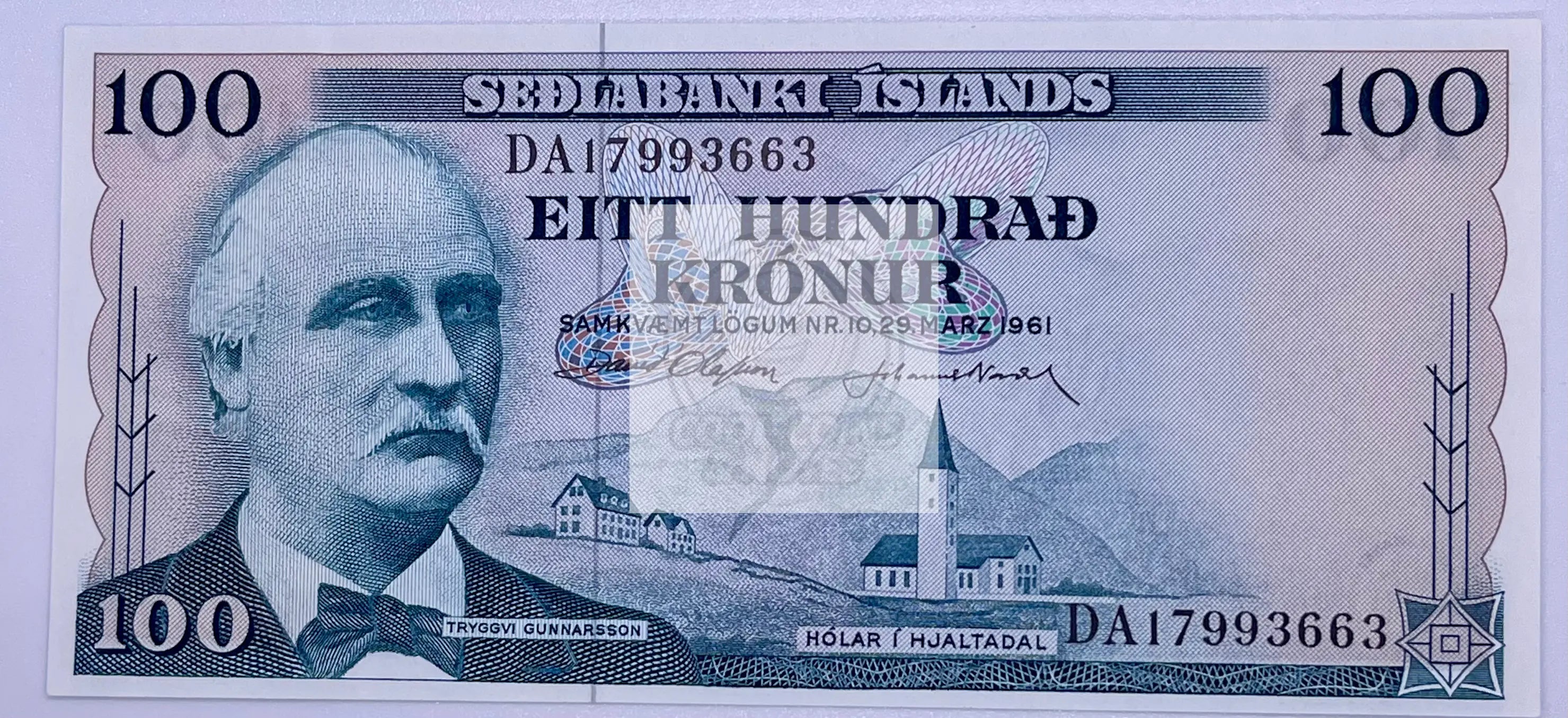 Iceland - Sedlabanki Islands, 100 Kronur, 1961, P-44 , UNC - Cool Coins & Notes