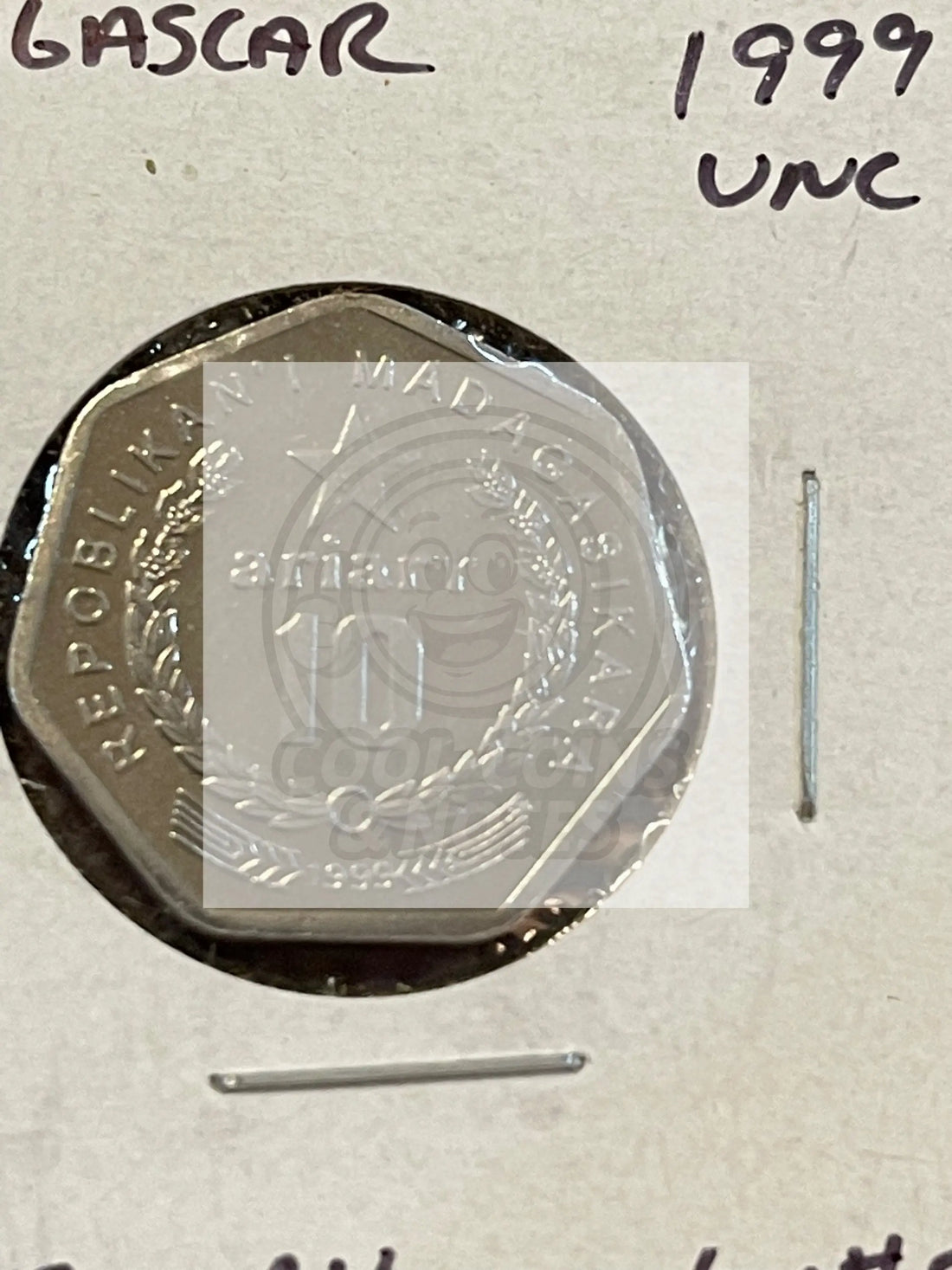 [K-90] Madagascar 10 Ariary, 1999, KM#27, UNC - Cool Coins & Notes