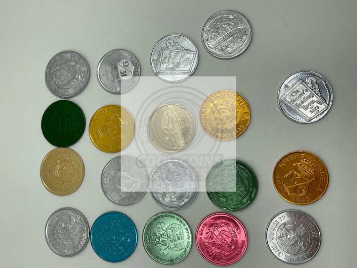 Lot of 18 Vintage Doubloons /Tokens Mardi Gras - Cool Coins & Notes