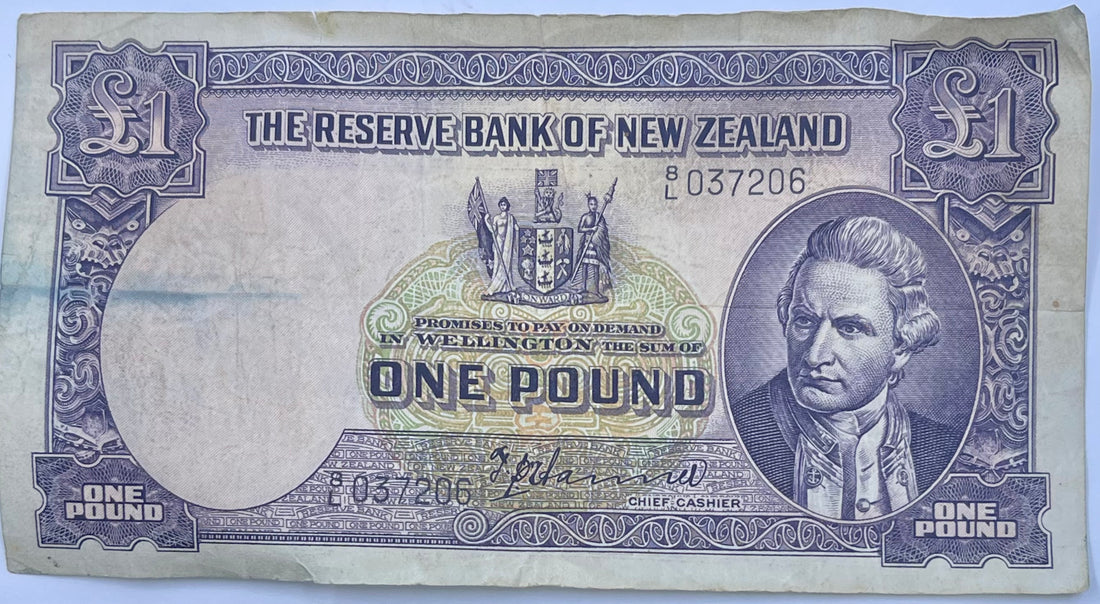 New Zealand 1956 1 Pound P-159 Used Banknote Cool Coins & Notes 
