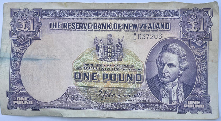 New Zealand 1956 1 Pound P-159 Used Banknote Cool Coins & Notes 