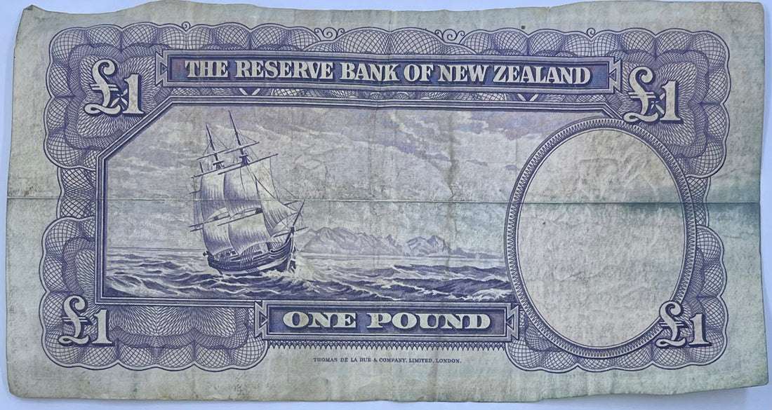 New Zealand 1956 1 Pound P-159 Used Banknote Cool Coins & Notes 