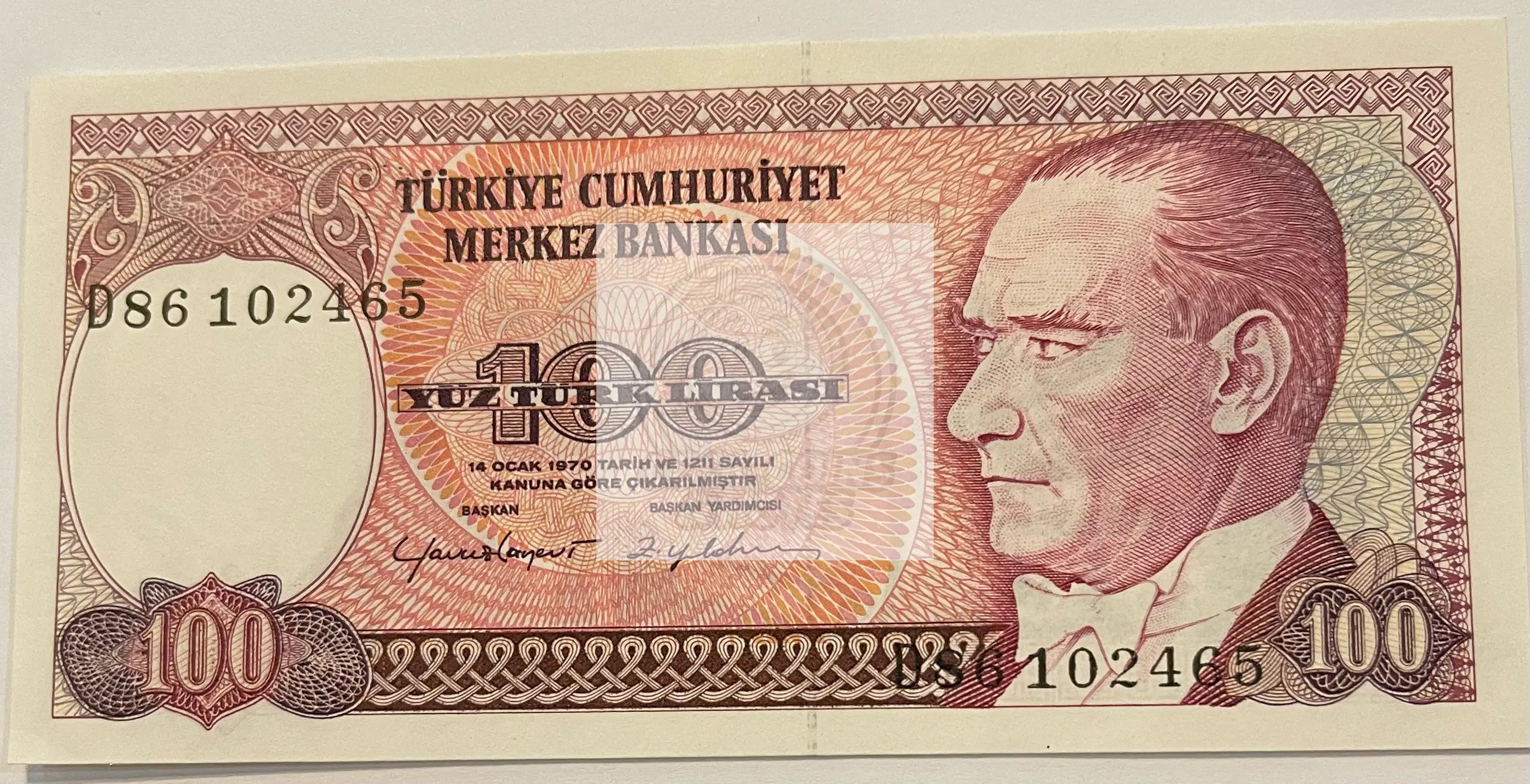 1970 Turkey 100 Lira banknote featuring Mustafa Kemal Atatürk and Selimiye Mosque in UNC condition