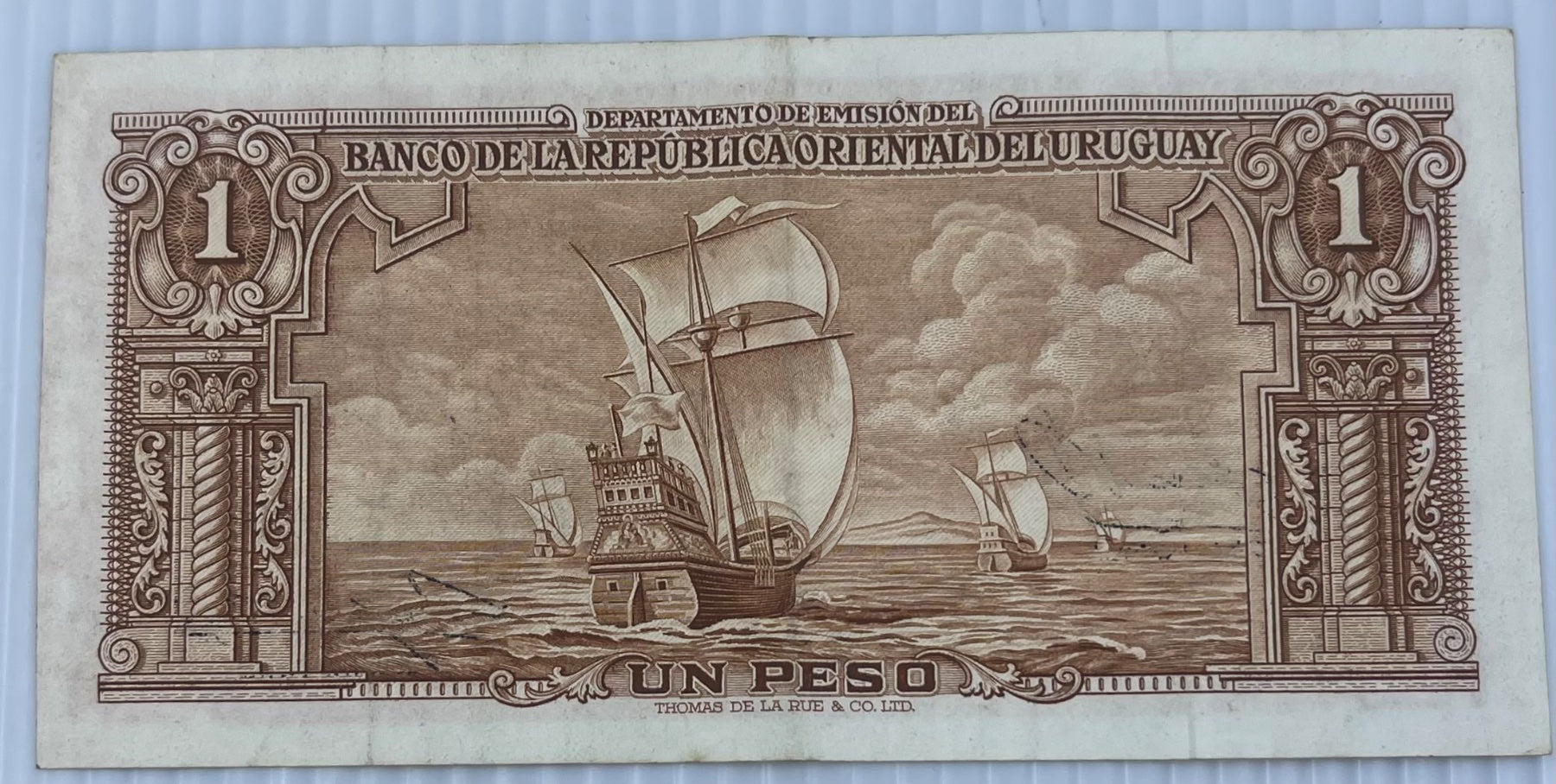 Uruguay 1939 1 Peso P-35 Circulated World Banknote — front