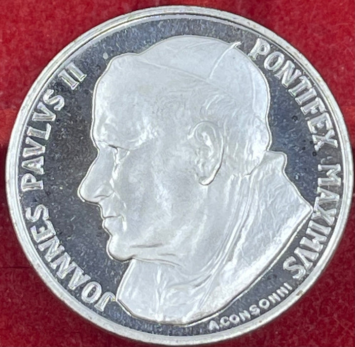 Vatican City 2000 Anno Santo (Holy Year) Jubilee 2000 – Apertura della Porta Santa Base metal, silver-colored (exact composition unknown) UNC Medal P-Unknown UNC Medal Item Shown — front
