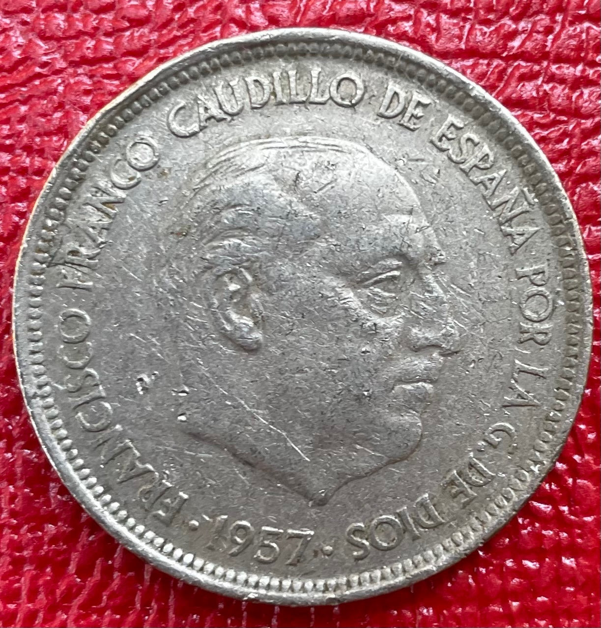 Spain 1957 50 Pesetas Circulated World Coin Item Shown — front