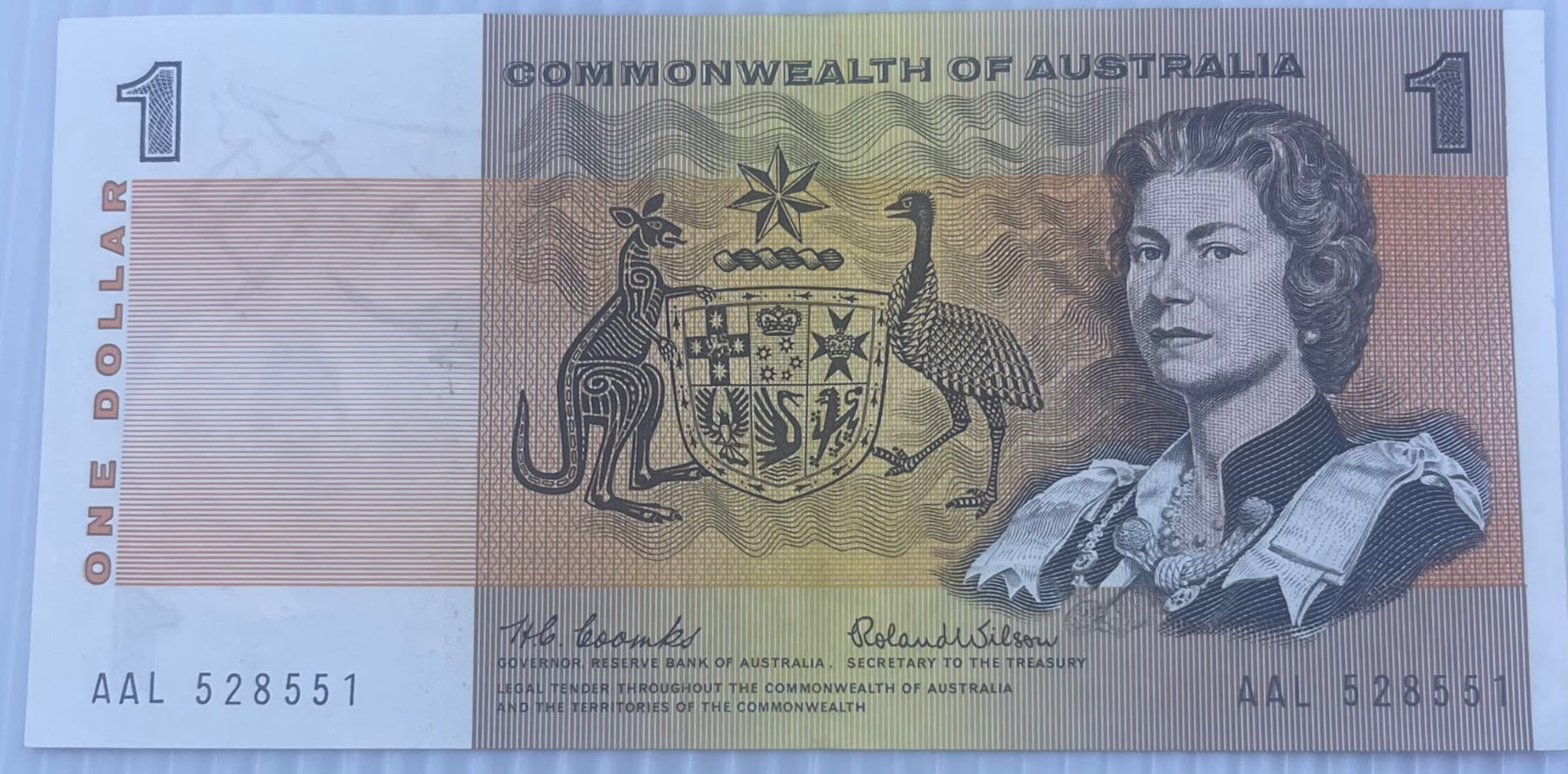 Australia 1972 1 Dollar P-37 Circulated World Banknote — front