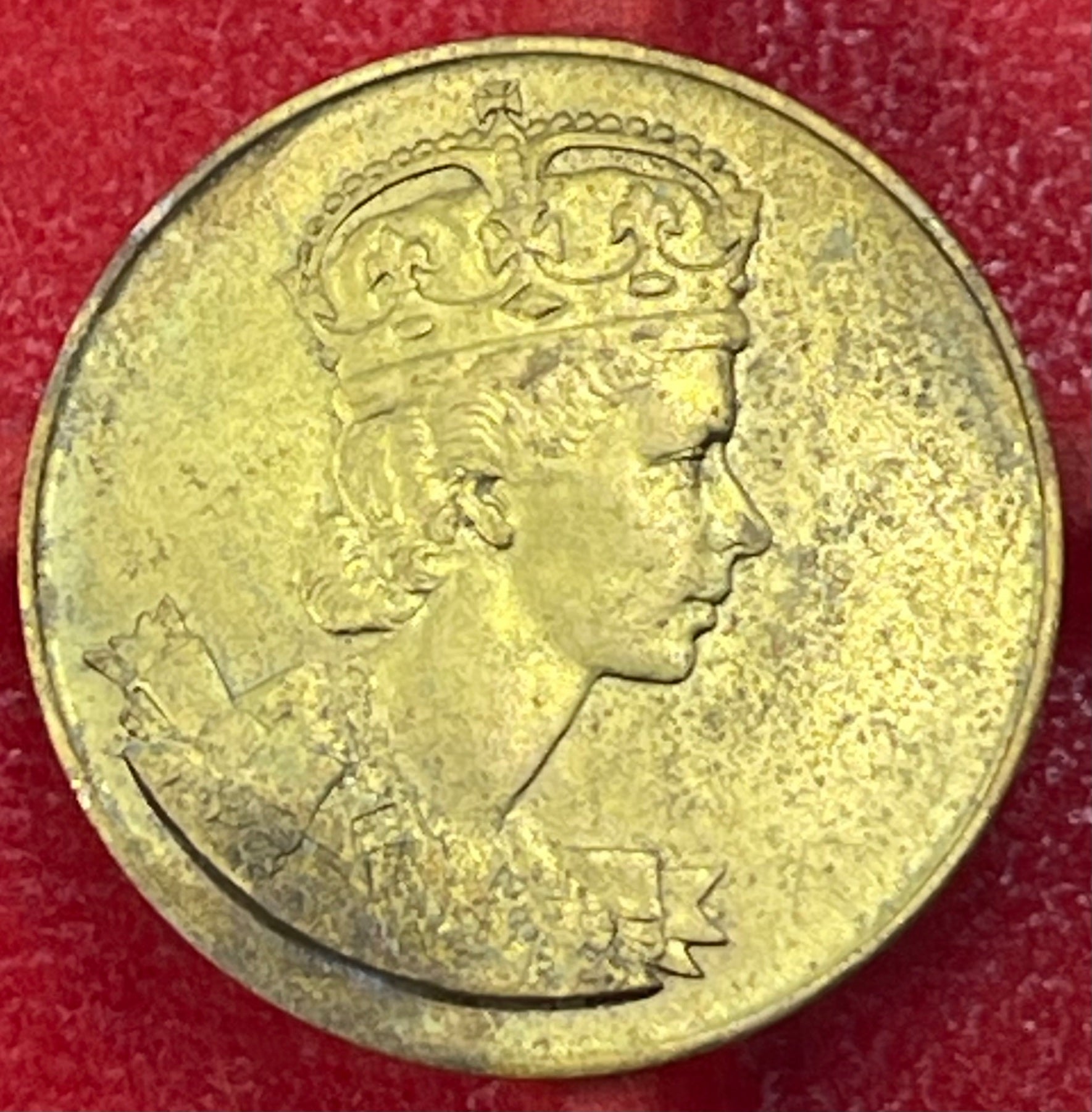 United Kingdom 1953 Coronation of Queen Elizabeth II souvenir 1953 Coronation of Queen Elizabeth II souvenir medal — exact BHM number undetermined Brass (likely) Circulated Medal Item Shown — front