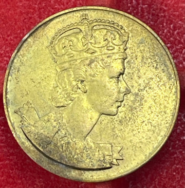 United Kingdom 1953 Coronation of Queen Elizabeth II souvenir 1953 Coronation of Queen Elizabeth II souvenir medal — exact BHM number undetermined Brass (likely) Circulated Medal Item Shown — front