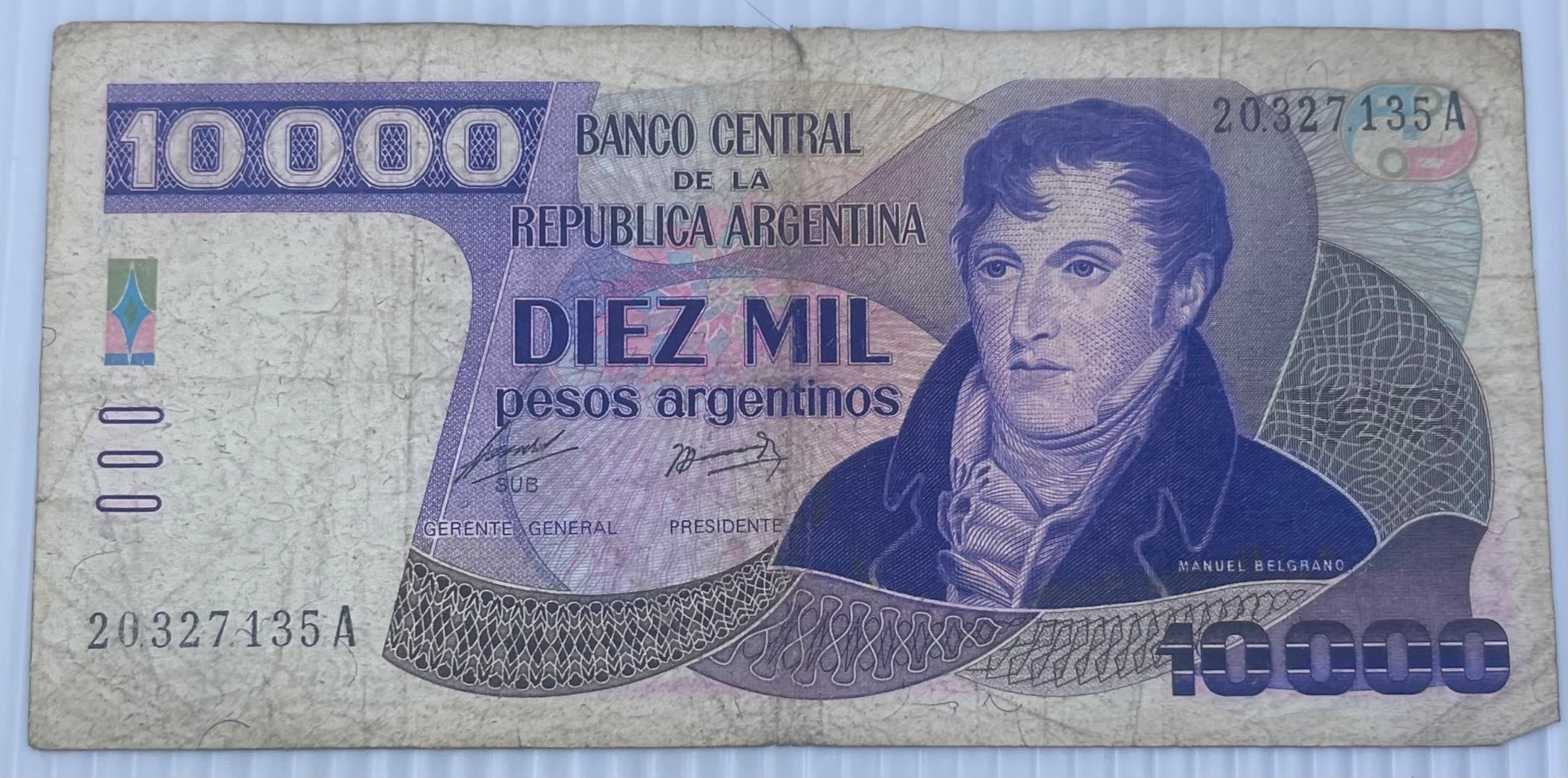 Argentina 1985 10,000 Pesos argentinos P-319 Circulated World Banknote — front