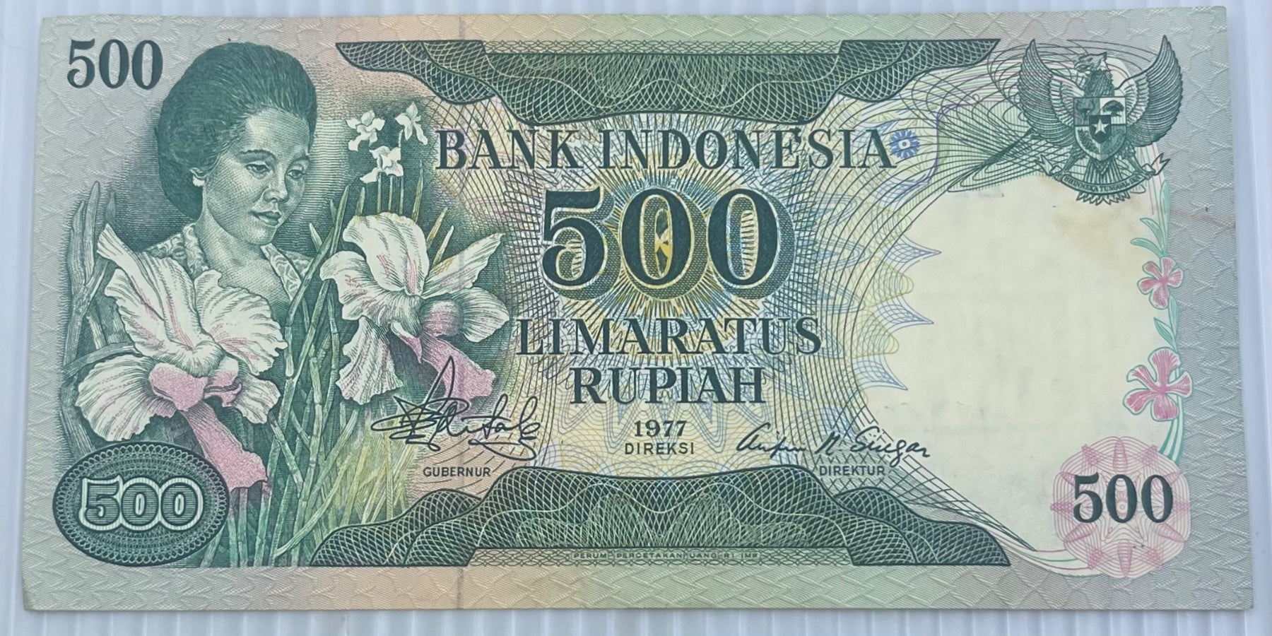 Indonesia 1977 500 Rupiah P-117 Circulated World Banknote — front