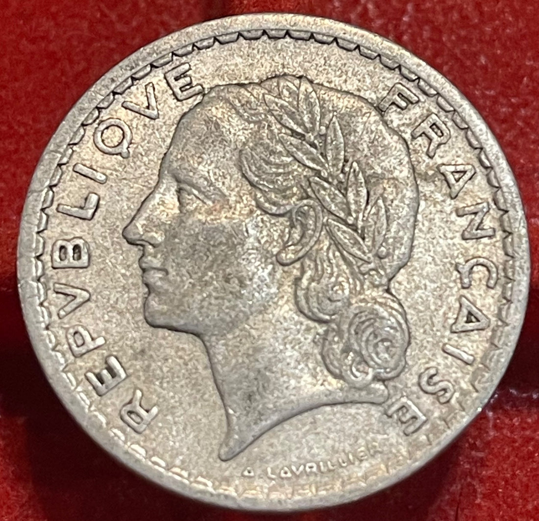 France 1947 5 Francs Circulated World Coin — front