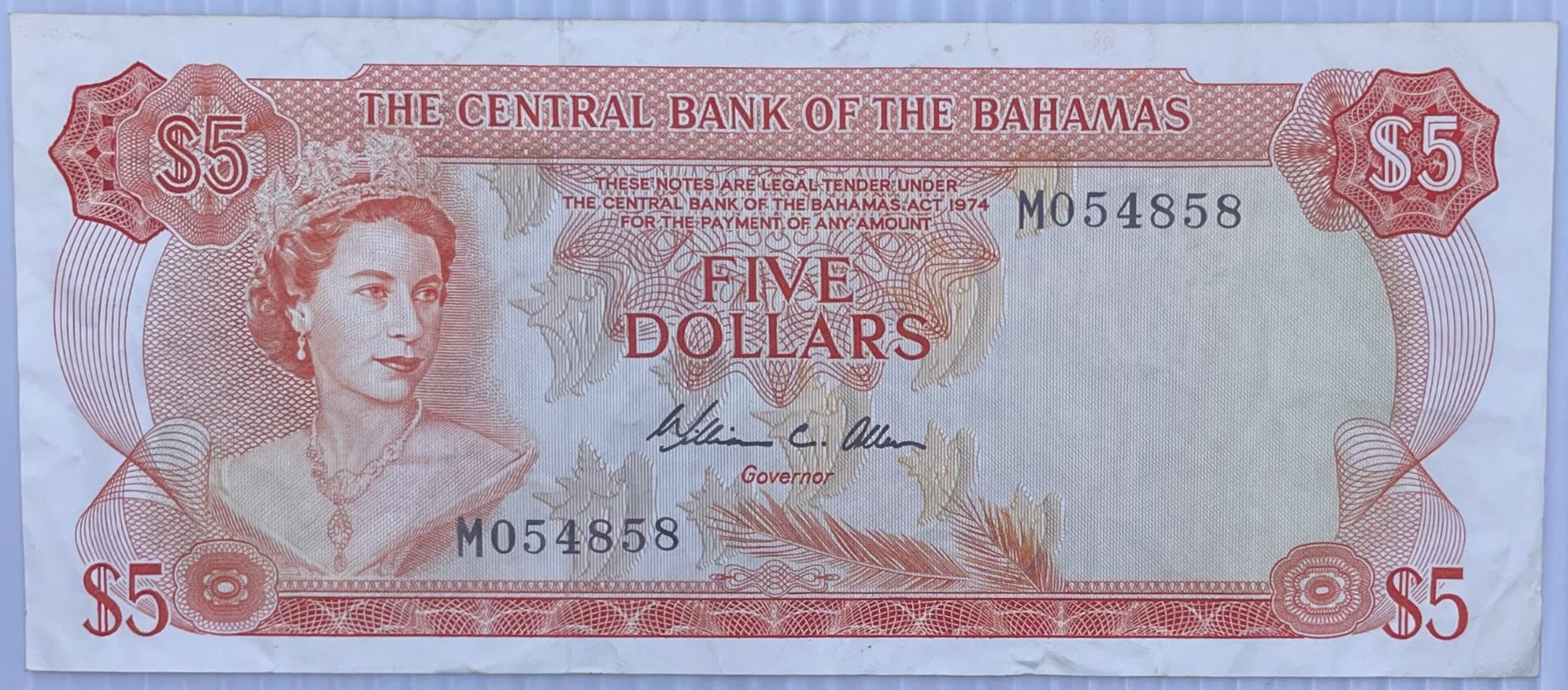 Bahamas 1974 $5 Bahamian Dollar Circulated P-37 World Banknote Note Shown — front