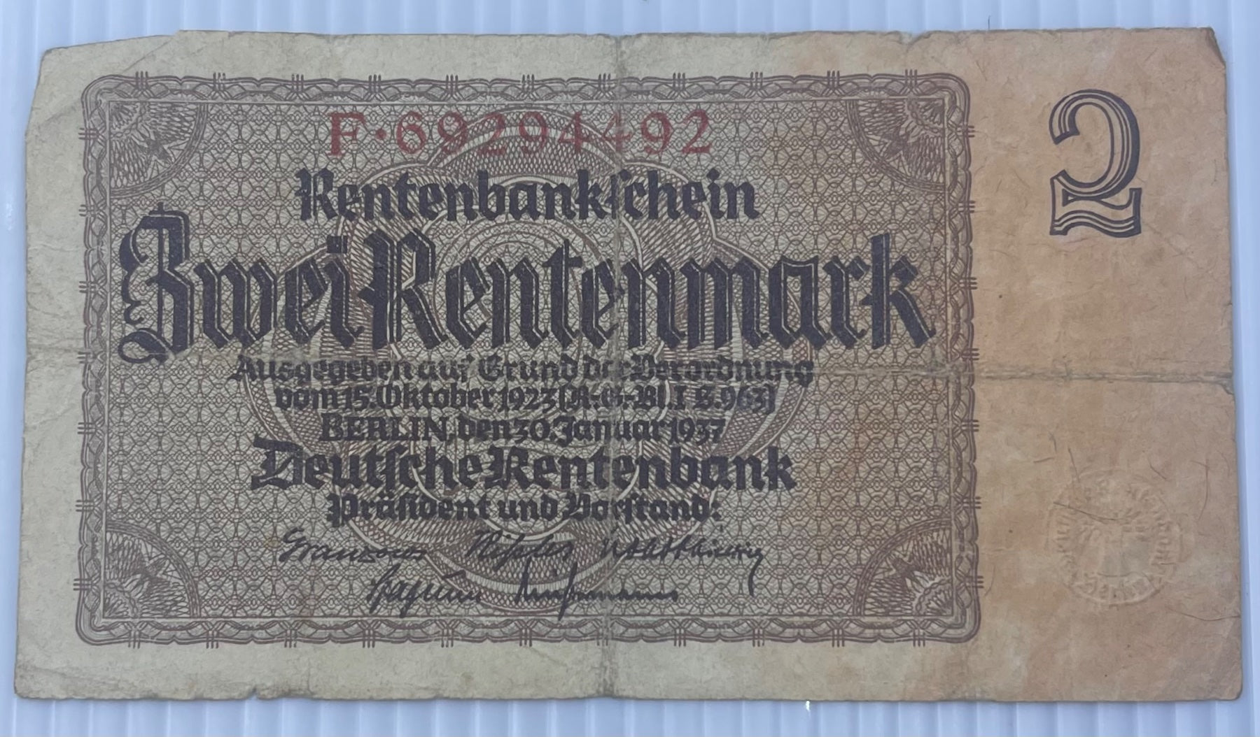 Germany 1937 2 Rentenmark P-182 Circulated World Banknote From Lot — front