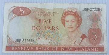 New Zealand 1981 5 Dollars P-171 Circulated World Banknote — front