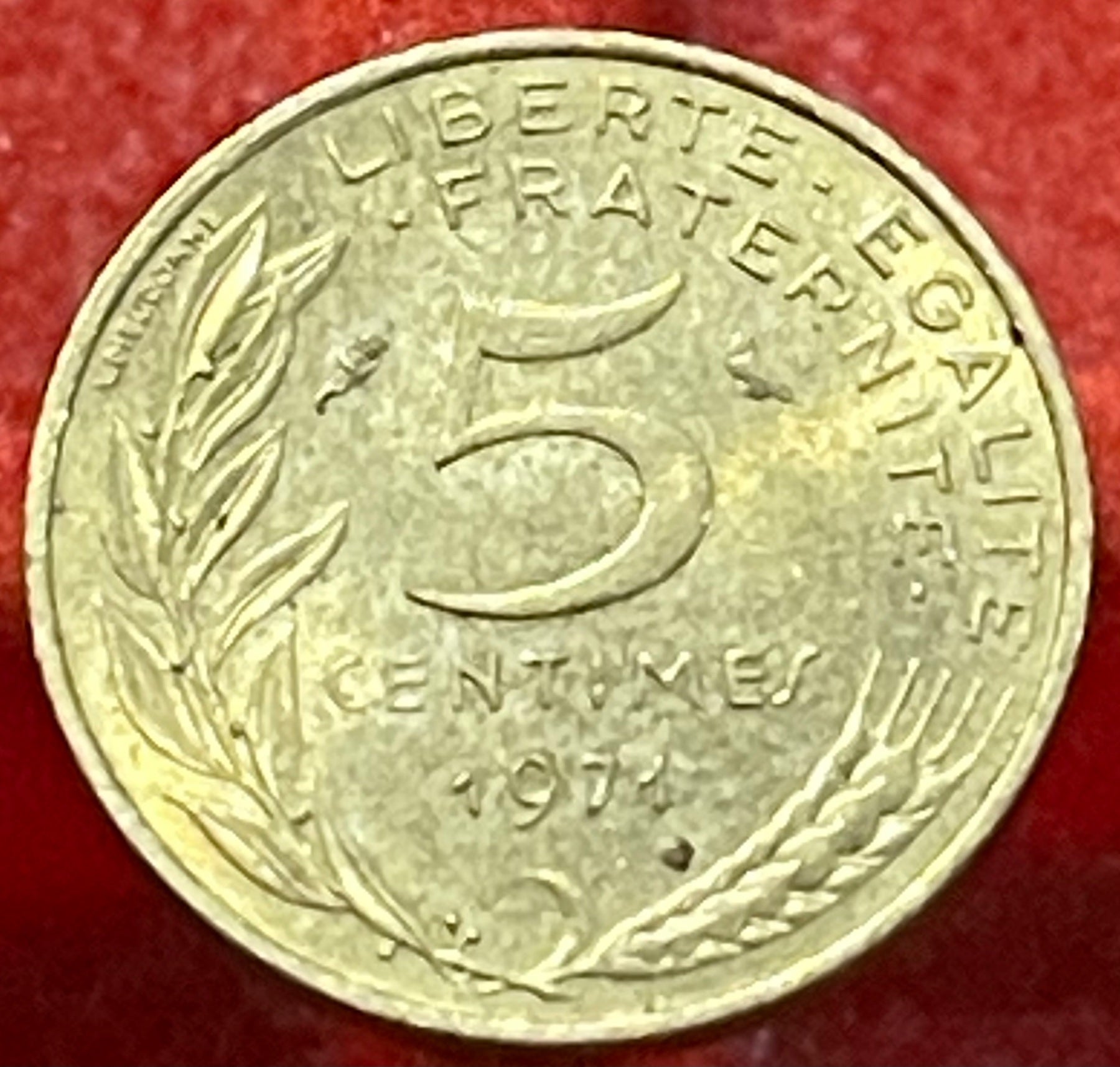 France 1971 5 Centimes KM-933 Circulated World Coin — back