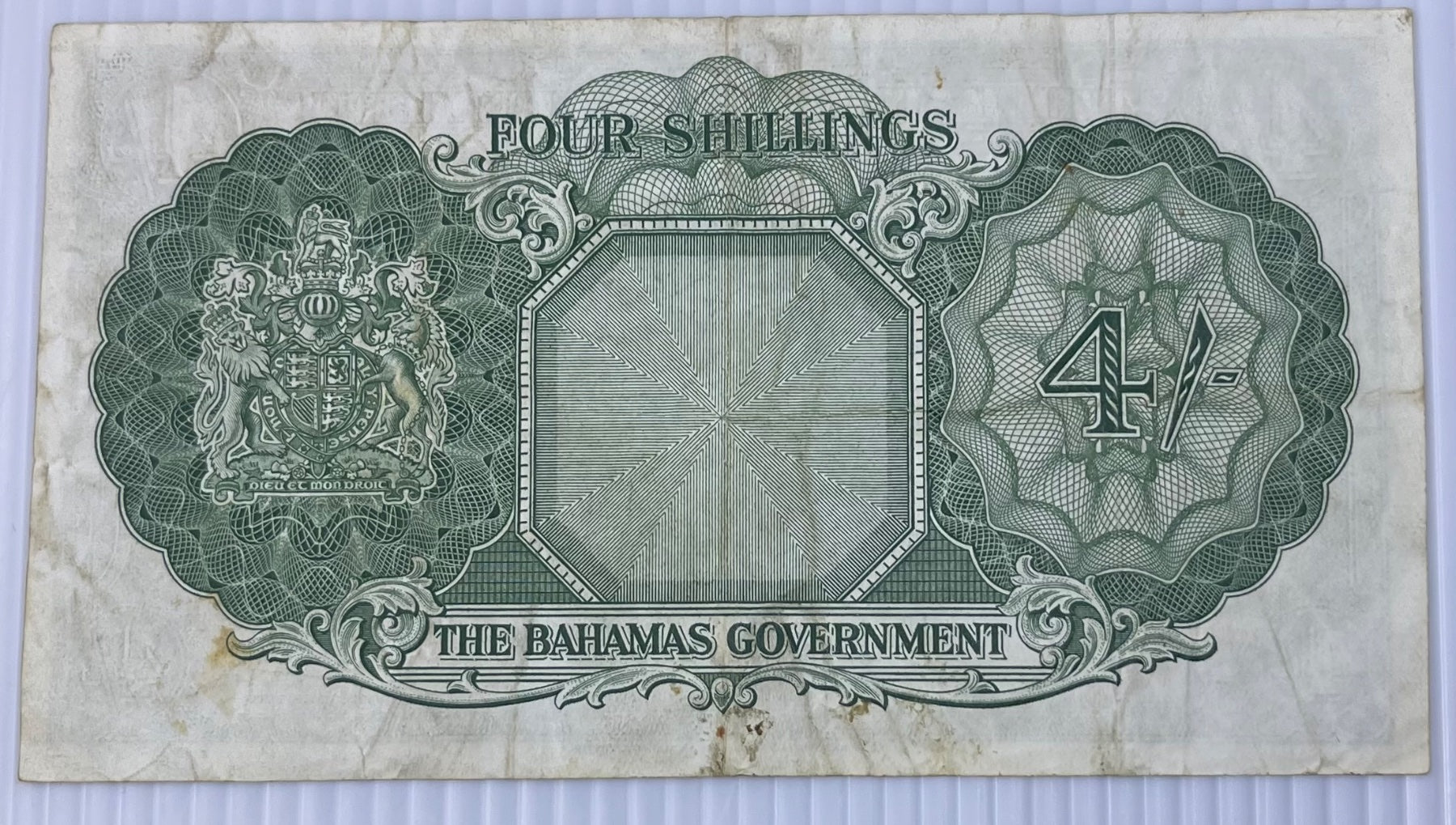 Bahamas 1953 4 Shillings Shilling P-13b Circulated World Banknote Note Shown — back