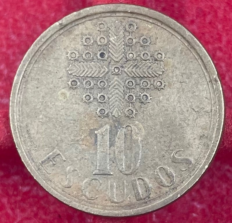 Portugal 1988 10 Escudos KM-633 Circulated World Coin — back
