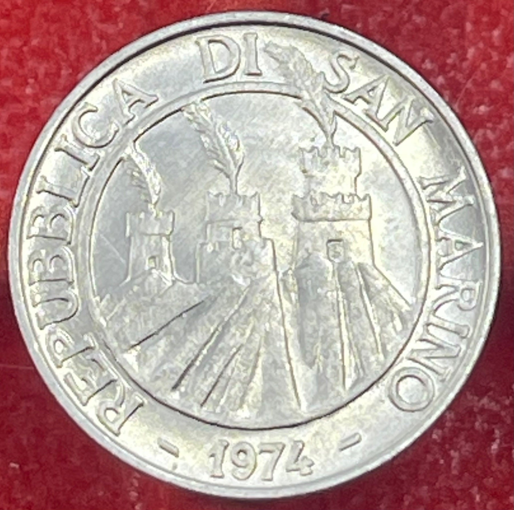 San Marino 1974 10 Lire Lira Circulated World Coin Item Shown — back