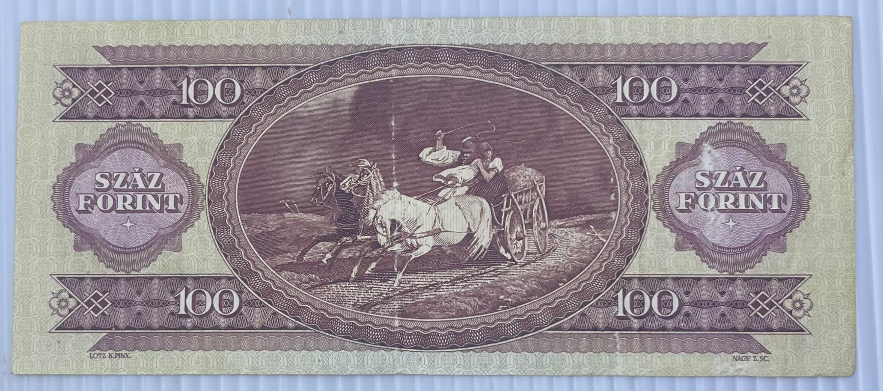 Hungary 1984 100 Forint Circulated World Banknote Note Shown — back