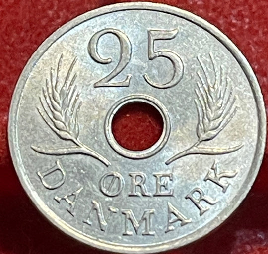 Denmark 1967 25 Øre KM-857 Circulated World Banknote — back