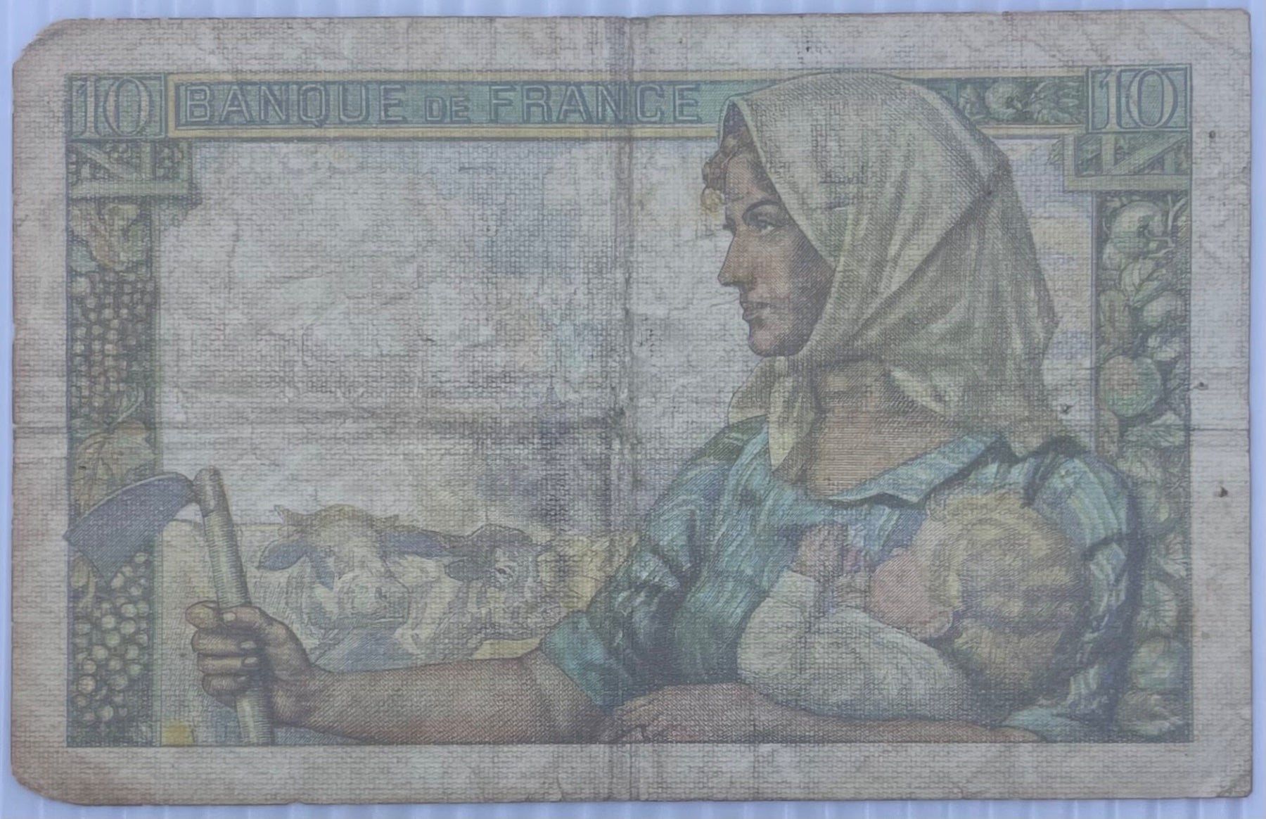 France 1942 10 Francs (type) (type) P-100 (type) Circulated World Banknote — back