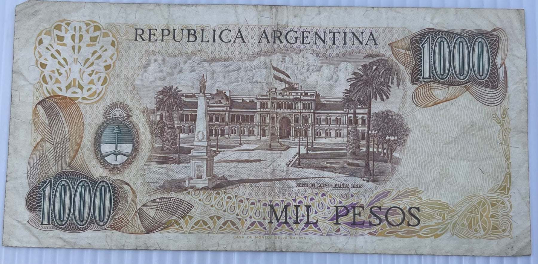 Argentina 1981 1000 Peso Ley 18.188 P-304 Circulated World Banknote — back